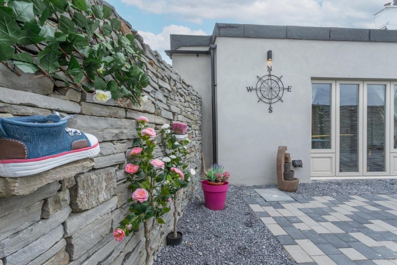 Vila Holland House No3 Droíchead an Chláir Exteriér fotografie